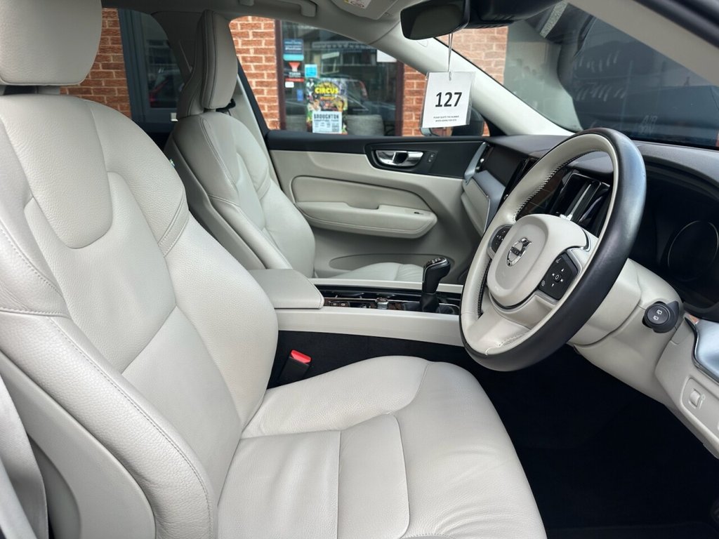 Used Volvo XC60 2018 for sale - 77681141: Photo 9