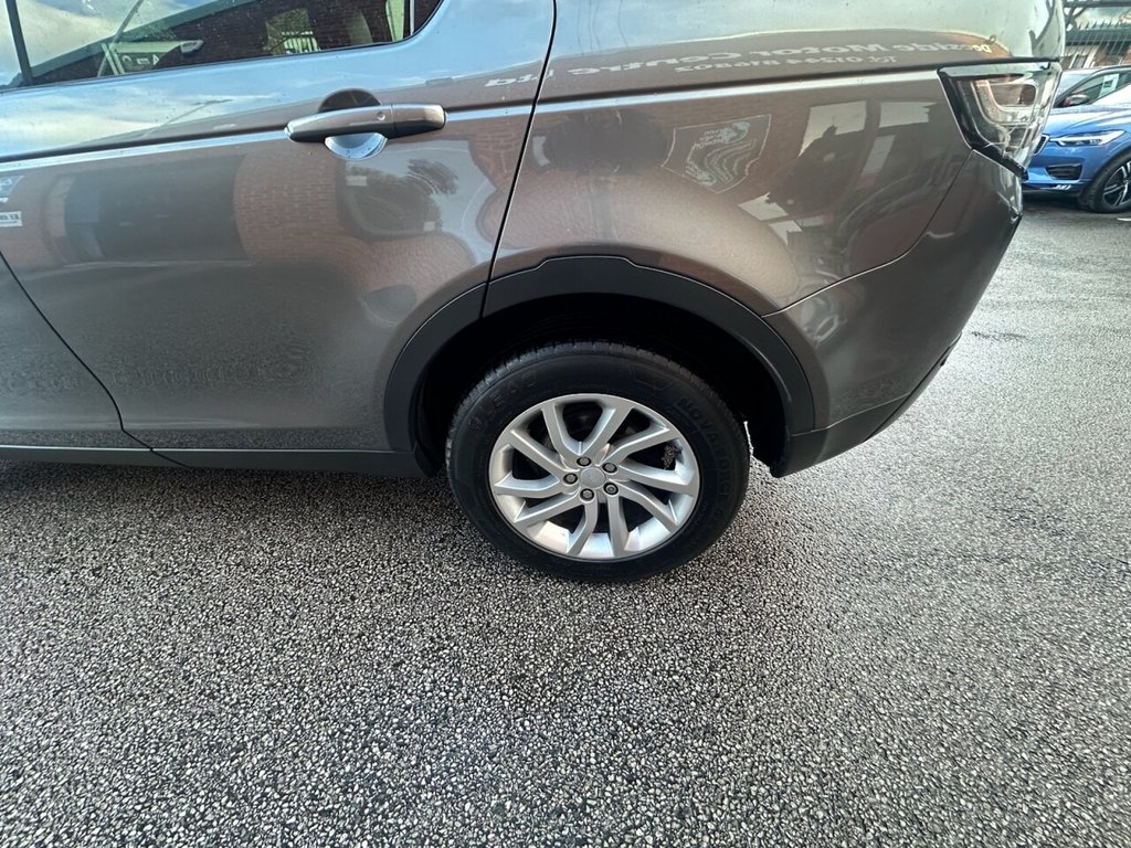 Used Land Rover Discovery Sport 2018 for sale - 76434402: Photo 11