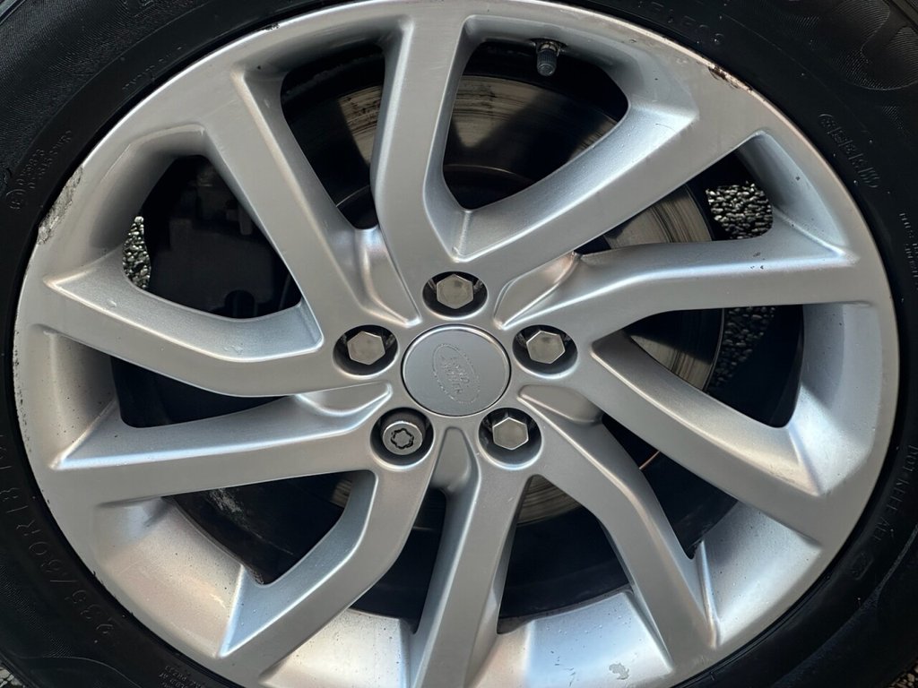 Used Land Rover Discovery Sport 2018 for sale - 76434402: Photo 12