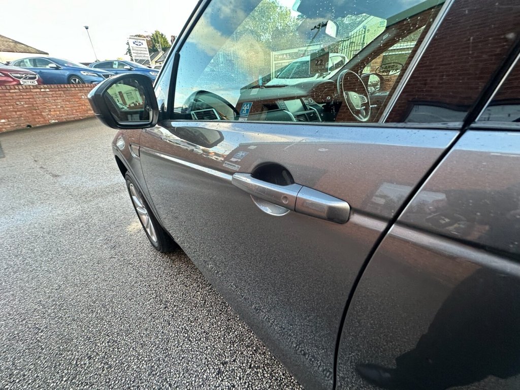 Used Land Rover Discovery Sport 2018 for sale - 76434402: Photo 14