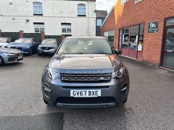 Used Land Rover Discovery Sport 2018 for sale - 76434402: Photo