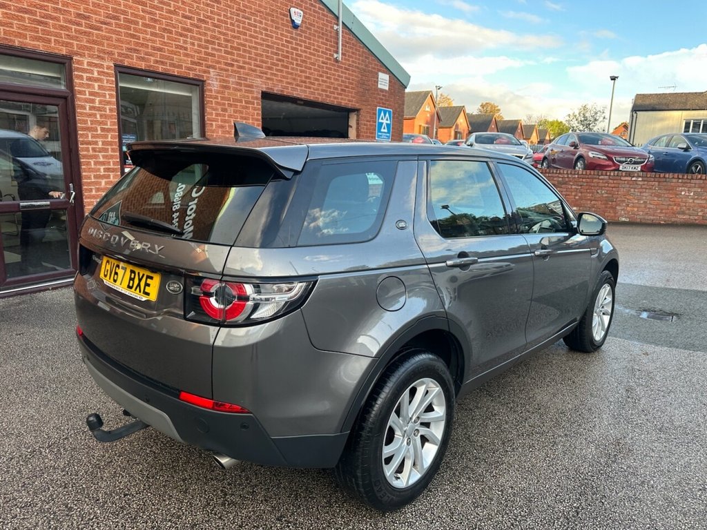 Used Land Rover Discovery Sport 2018 for sale - 76434402: Photo 8