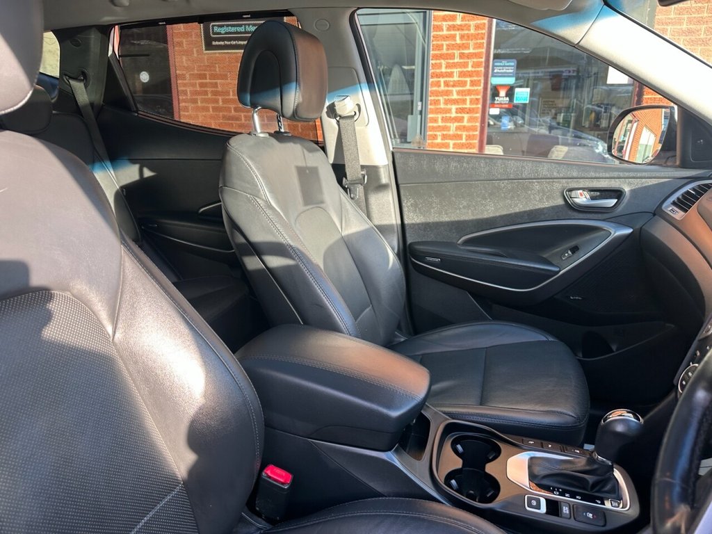 Used Hyundai Santa Fe 2016 for sale - 77227403: Photo 18