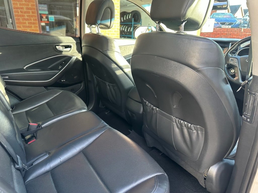 Used Hyundai Santa Fe 2016 for sale - 77227403: Photo 26