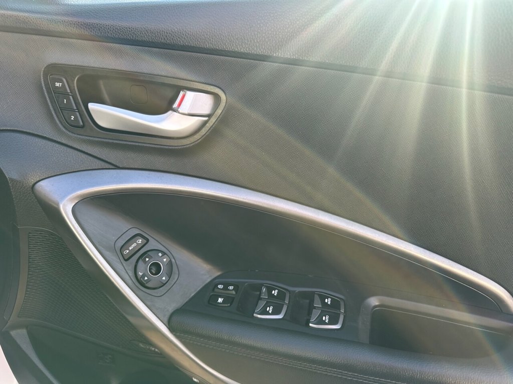 Used Hyundai Santa Fe 2016 for sale - 77227403: Photo 47