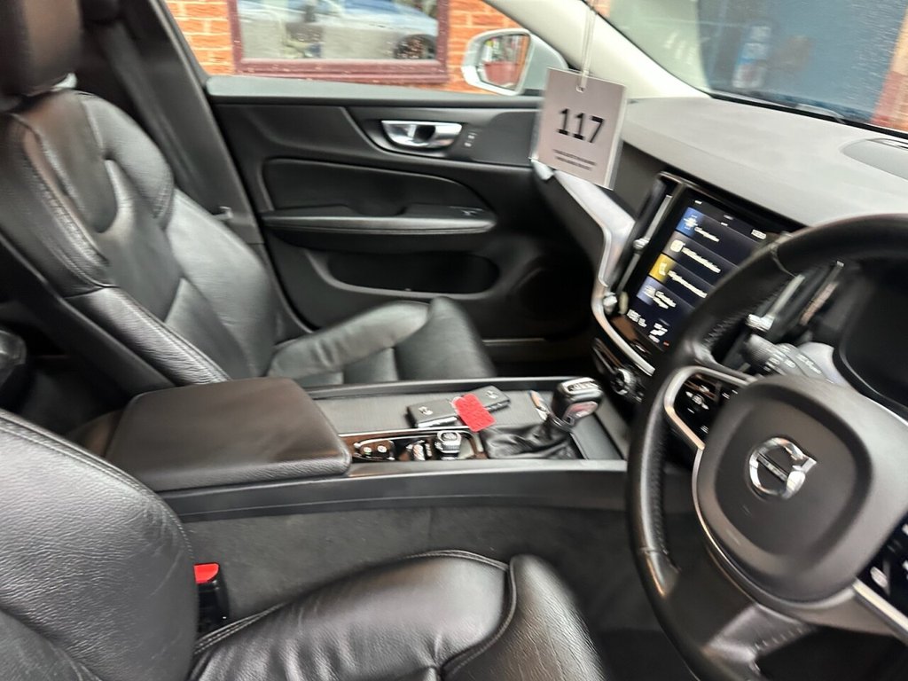Used Volvo V60 Cross Country 2020 for sale - 77457507: Photo 16