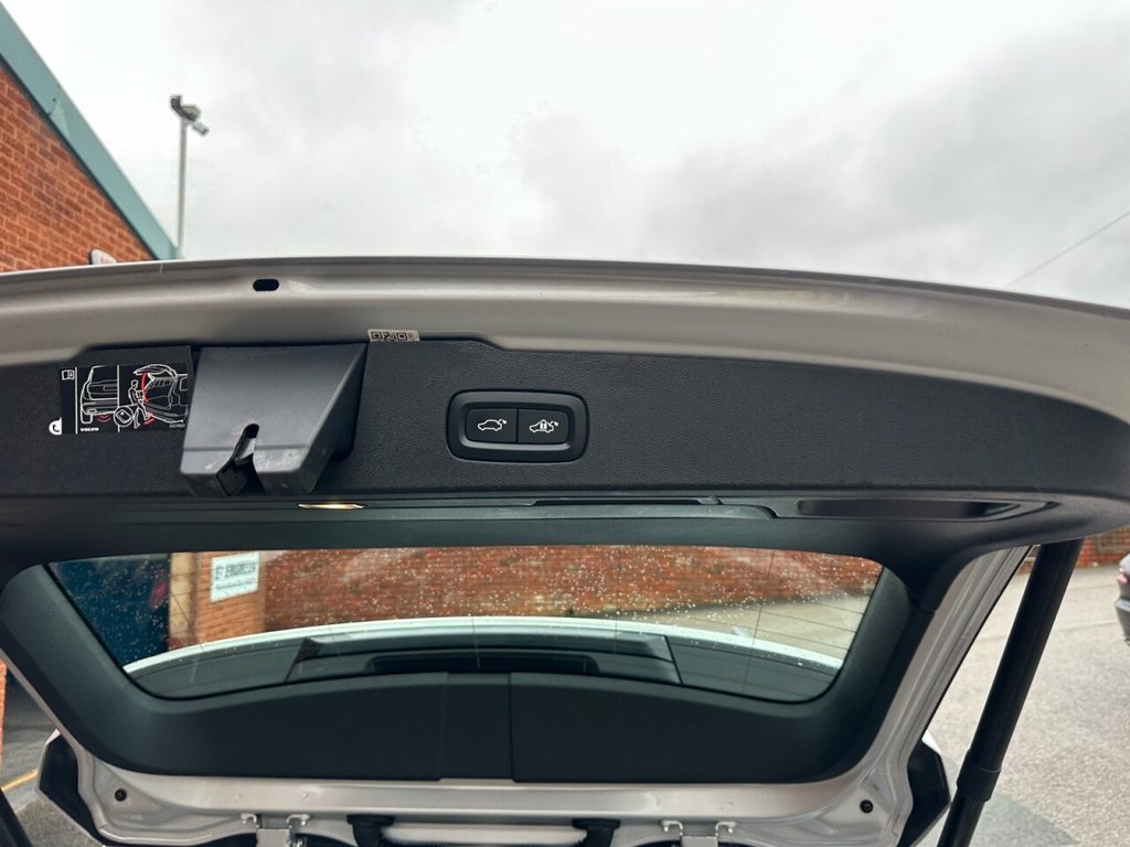 Used Volvo V60 Cross Country 2020 for sale - 77457507: Photo 30