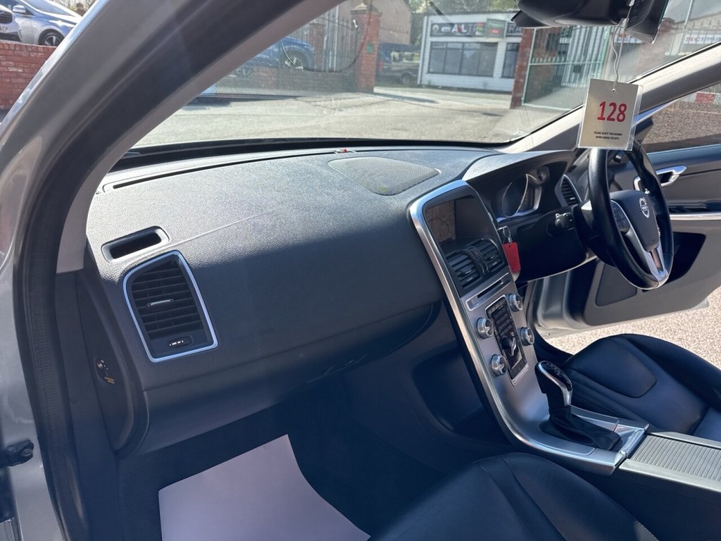 Used Volvo XC60 2017 for sale - 78212995: Photo 18