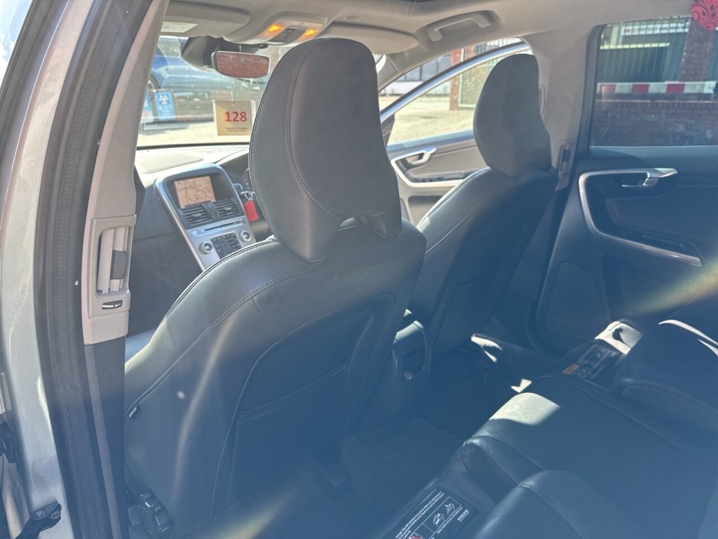 Used Volvo XC60 2017 for sale - 78212995: Photo 22