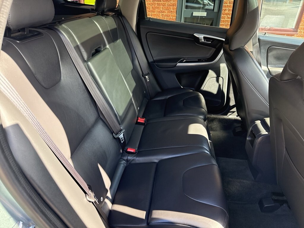 Used Volvo XC60 2017 for sale - 78212995: Photo 24