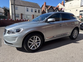 Used Volvo XC60 2017 for sale - 78212995: Photo