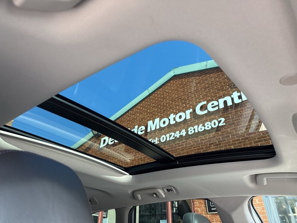 Used Volvo XC60 2017 for sale - 78212995: Photo 36