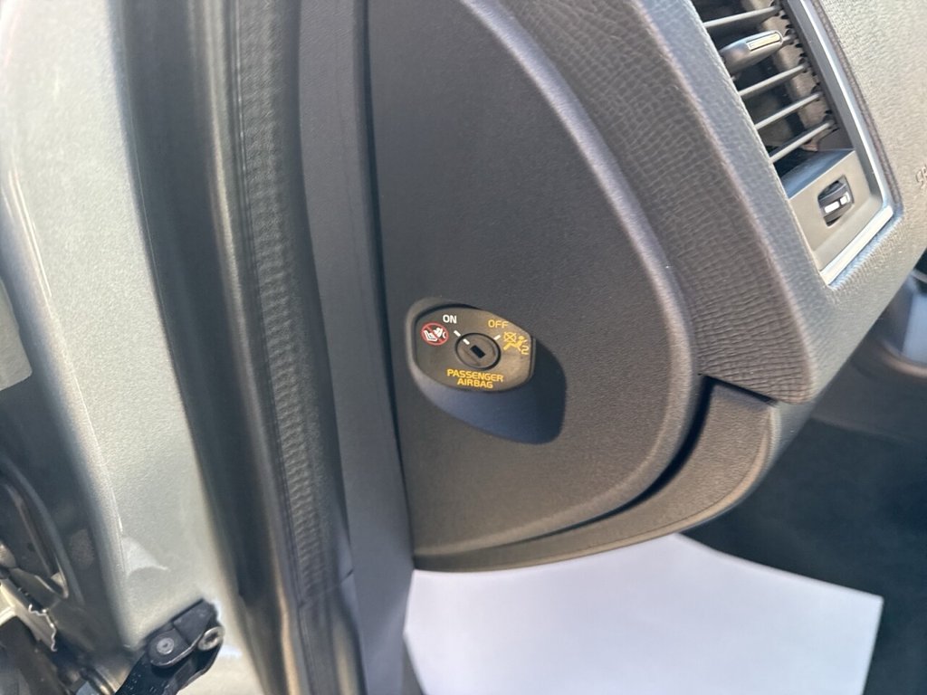 Used Volvo XC60 2017 for sale - 78212995: Photo 46