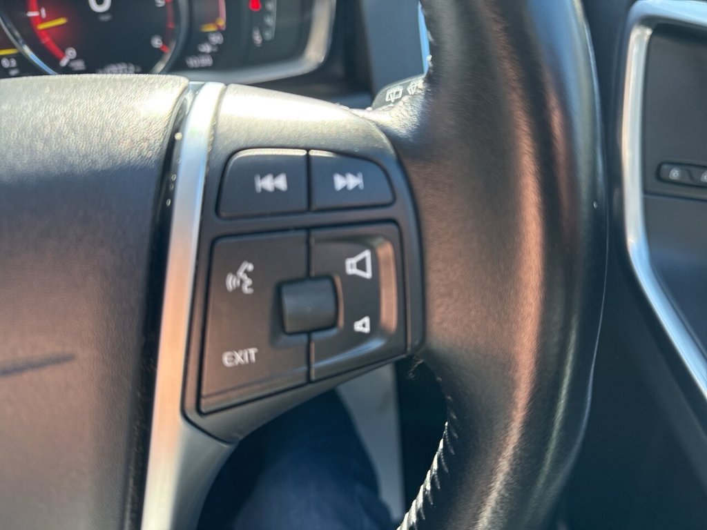 Used Volvo XC60 2017 for sale - 78212995: Photo 50