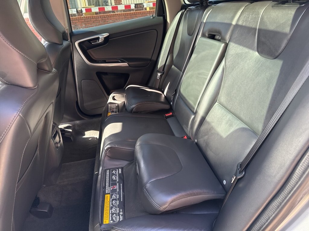 Used Volvo XC60 2017 for sale - 78212995: Photo 7