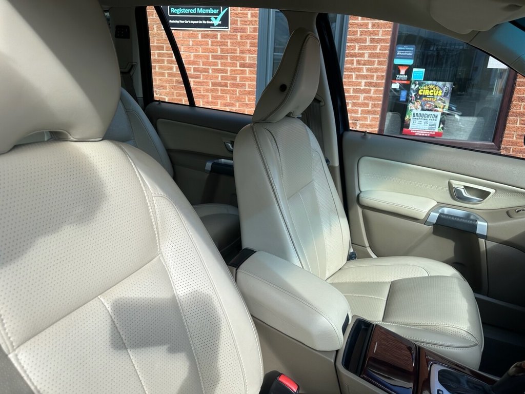 Used Volvo XC90 2012 for sale - 77835625: Photo 31