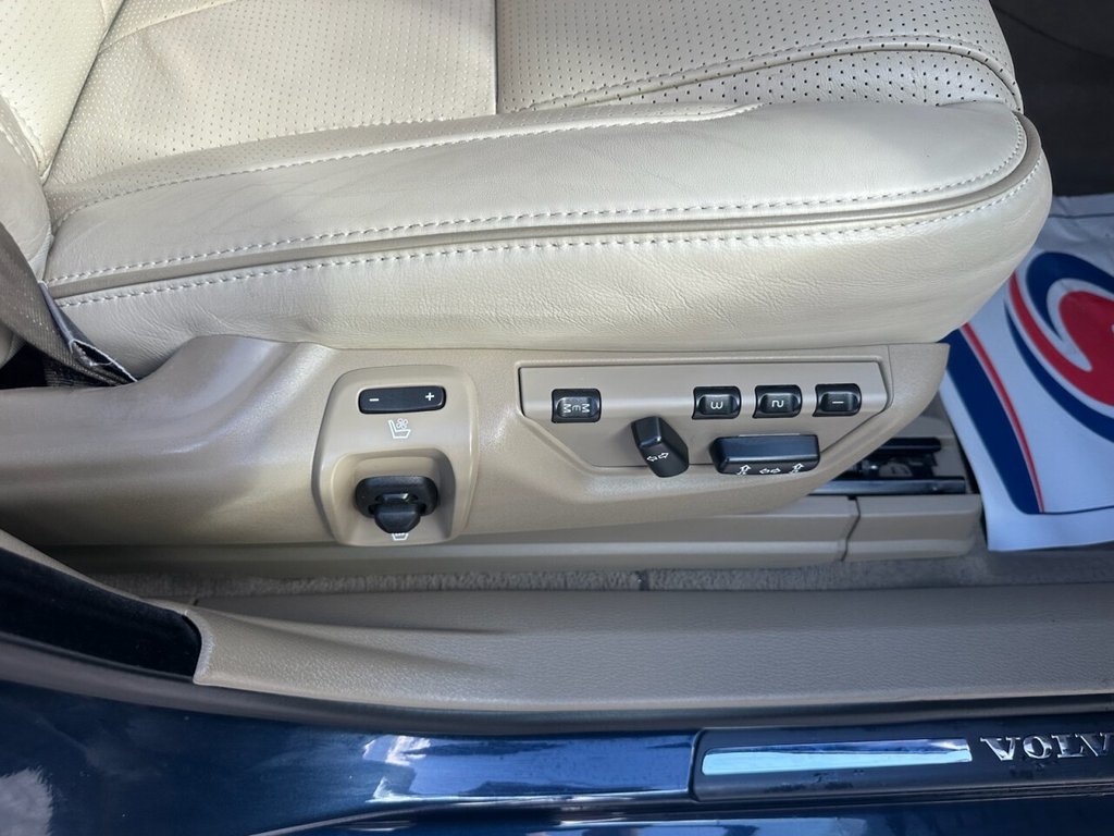 Used Volvo XC90 2012 for sale - 77835625: Photo 34