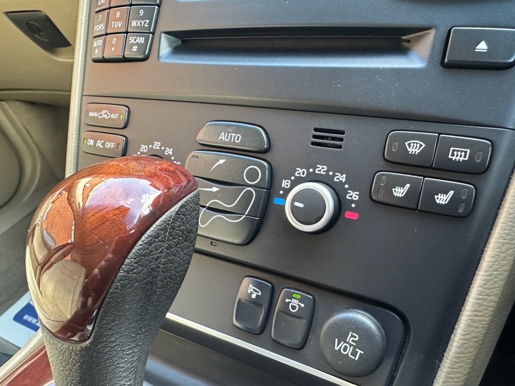 Used Volvo XC90 2012 for sale - 77835625: Photo 47