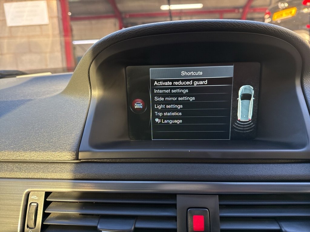 Used Volvo XC70 2016 for sale - 76711491: Photo 11