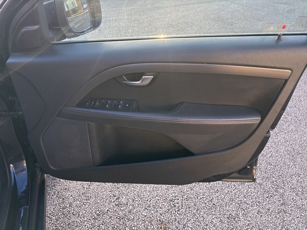 Used Volvo XC70 2016 for sale - 76711491: Photo 34