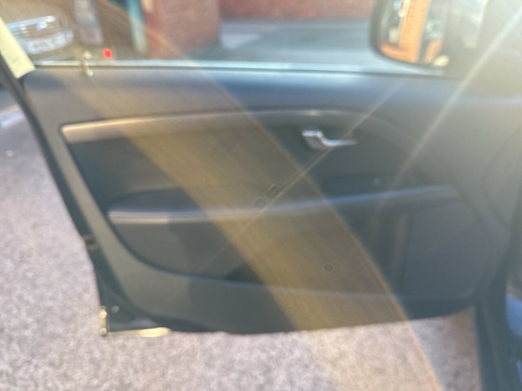 Used Volvo XC70 2016 for sale - 76711491: Photo 37