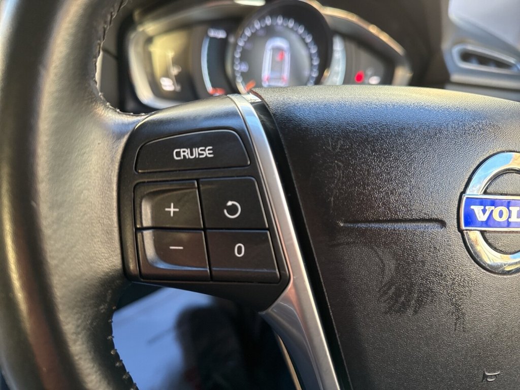 Used Volvo XC70 2016 for sale - 76711491: Photo 48