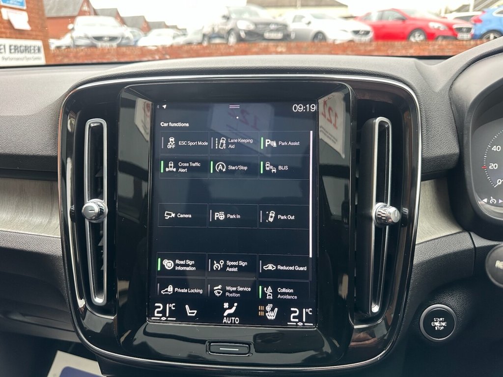 Used Volvo XC40 2018 for sale - 77879858: Photo 12