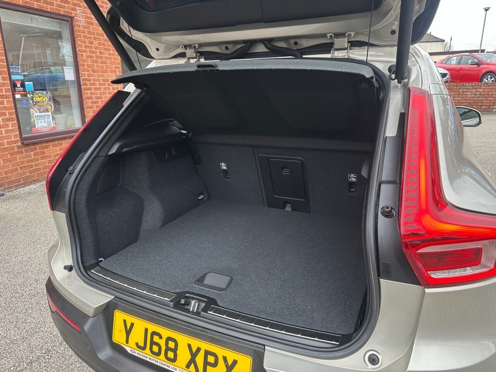 Used Volvo XC40 2018 for sale - 77879858: Photo 26