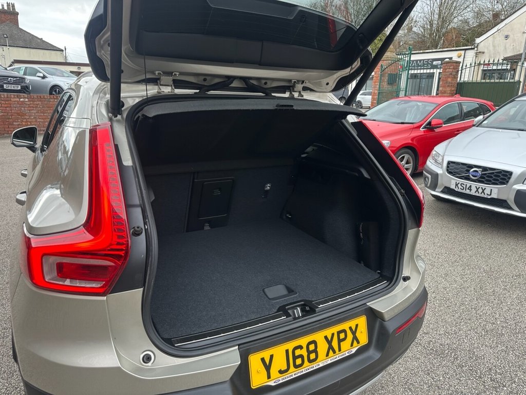 Used Volvo XC40 2018 for sale - 77879858: Photo 27