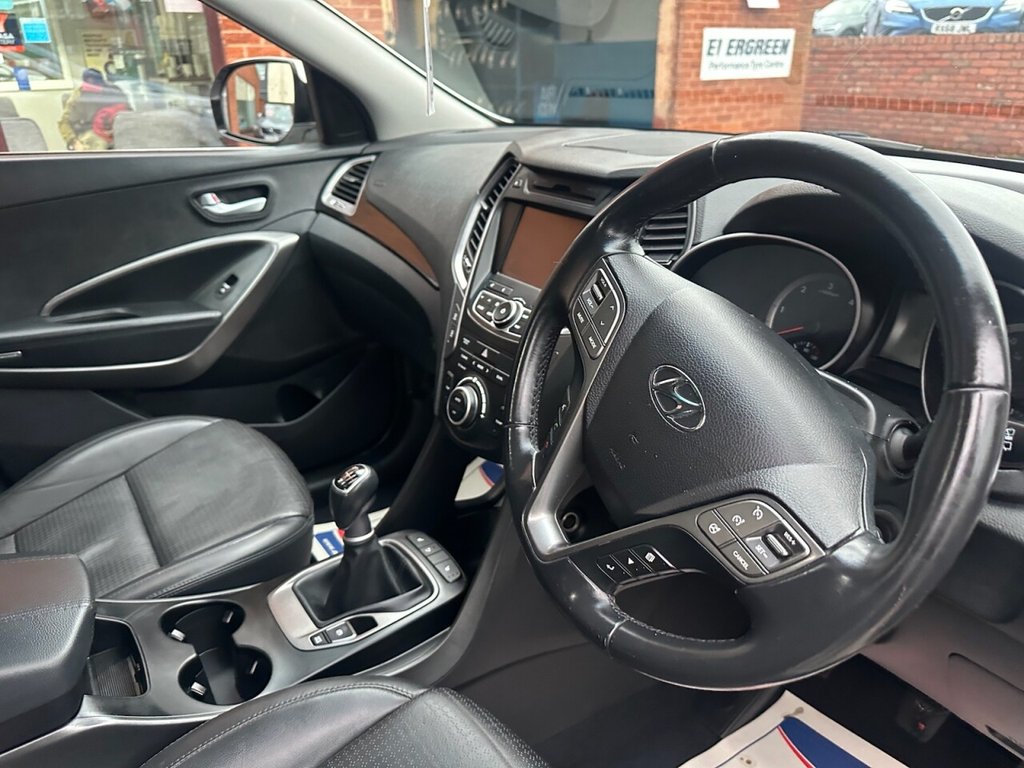 Used Hyundai Santa Fe 2015 for sale - 77288380: Photo 15