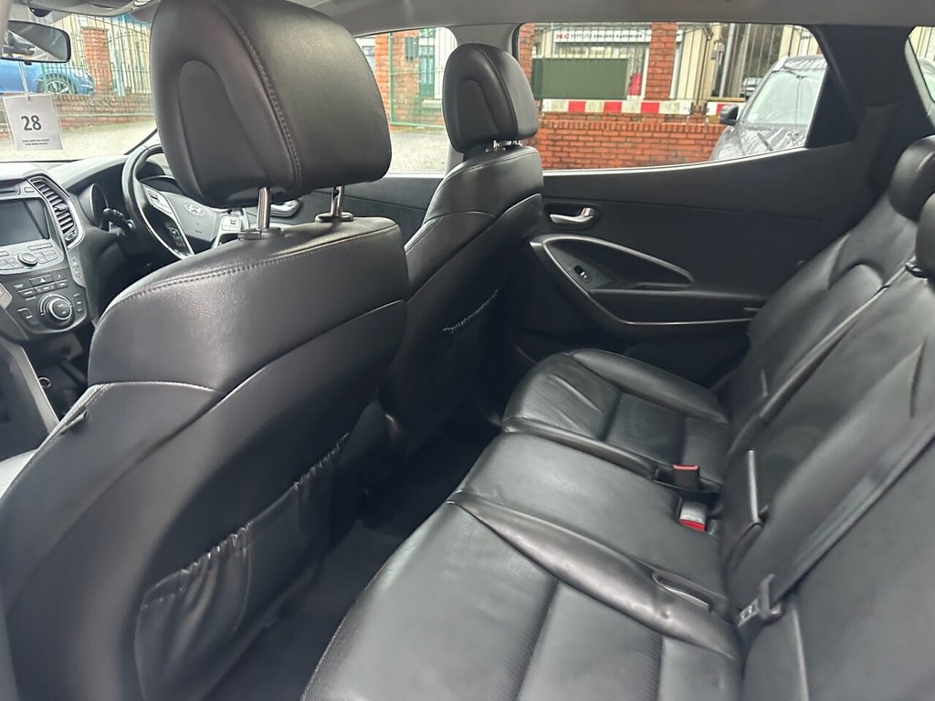 Used Hyundai Santa Fe 2015 for sale - 77288380: Photo 25