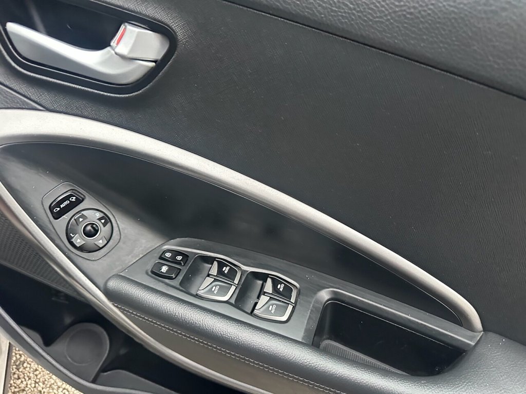 Used Hyundai Santa Fe 2015 for sale - 77288380: Photo 36