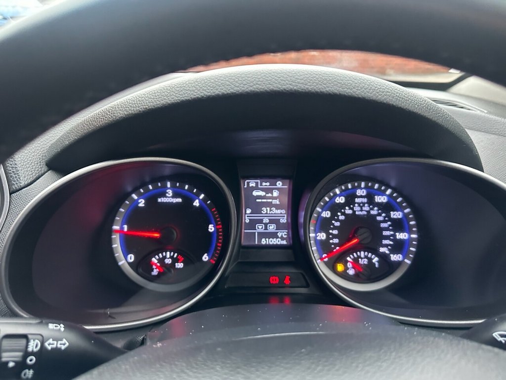 Used Hyundai Santa Fe 2015 for sale - 77288380: Photo 9