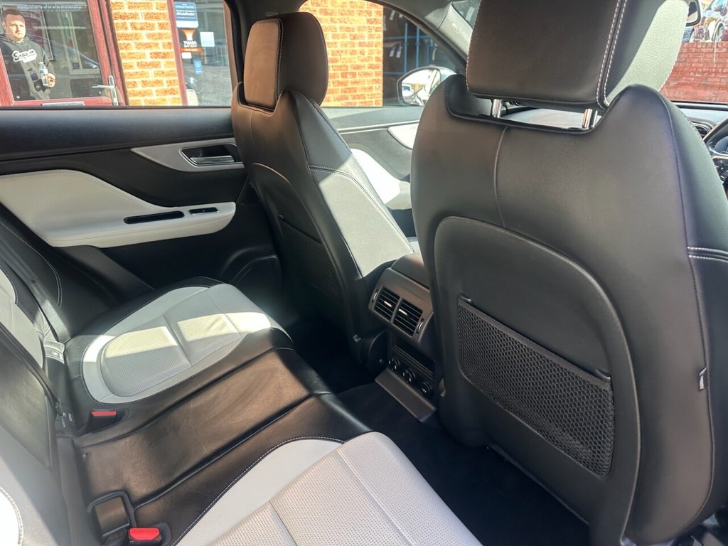 Used Jaguar F-Pace 2017 for sale - 76378480: Photo 15