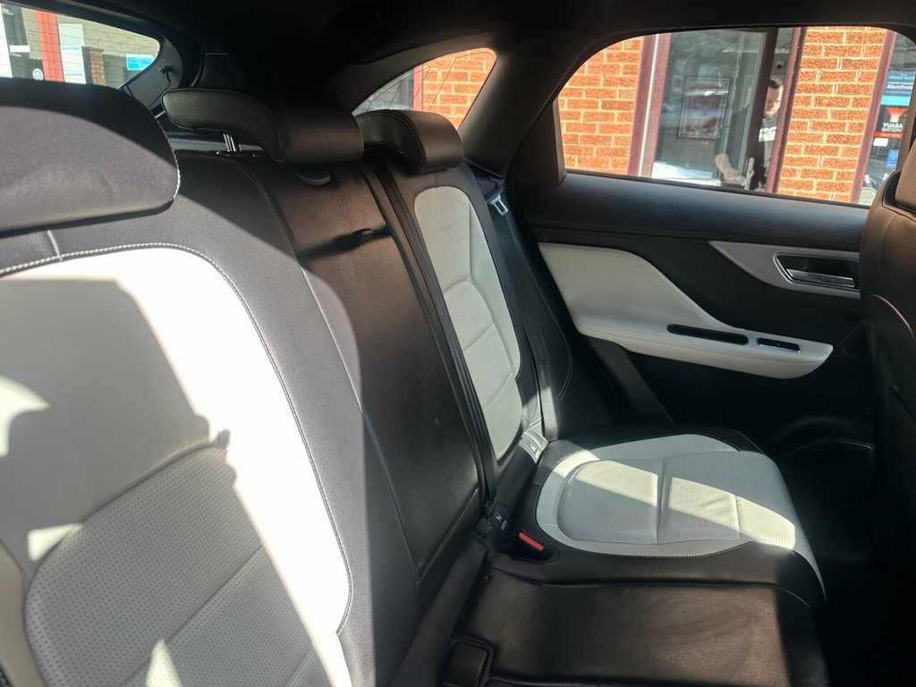 Used Jaguar F-Pace 2017 for sale - 76378480: Photo 18