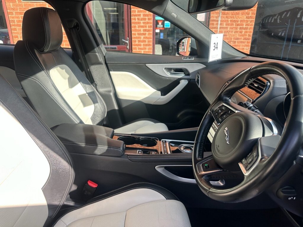 Used Jaguar F-Pace 2017 for sale - 76378480: Photo 20