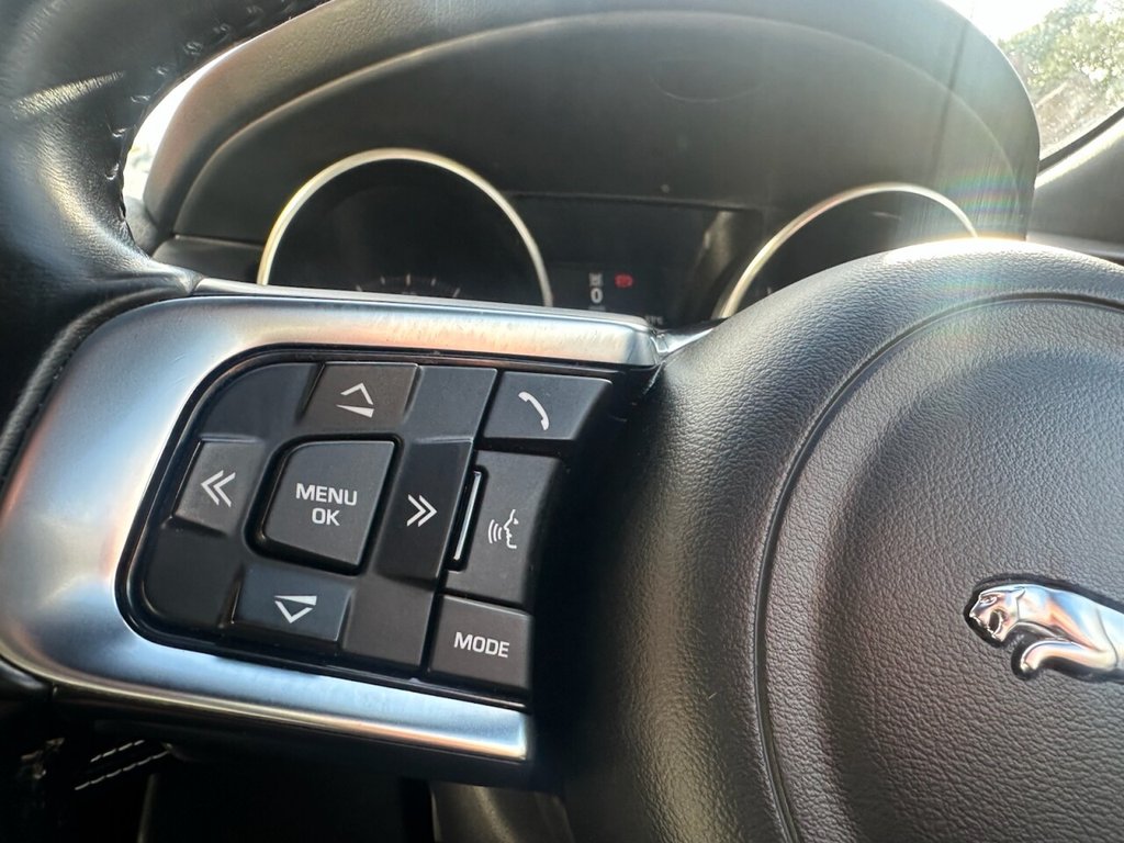 Used Jaguar F-Pace 2017 for sale - 76378480: Photo 27