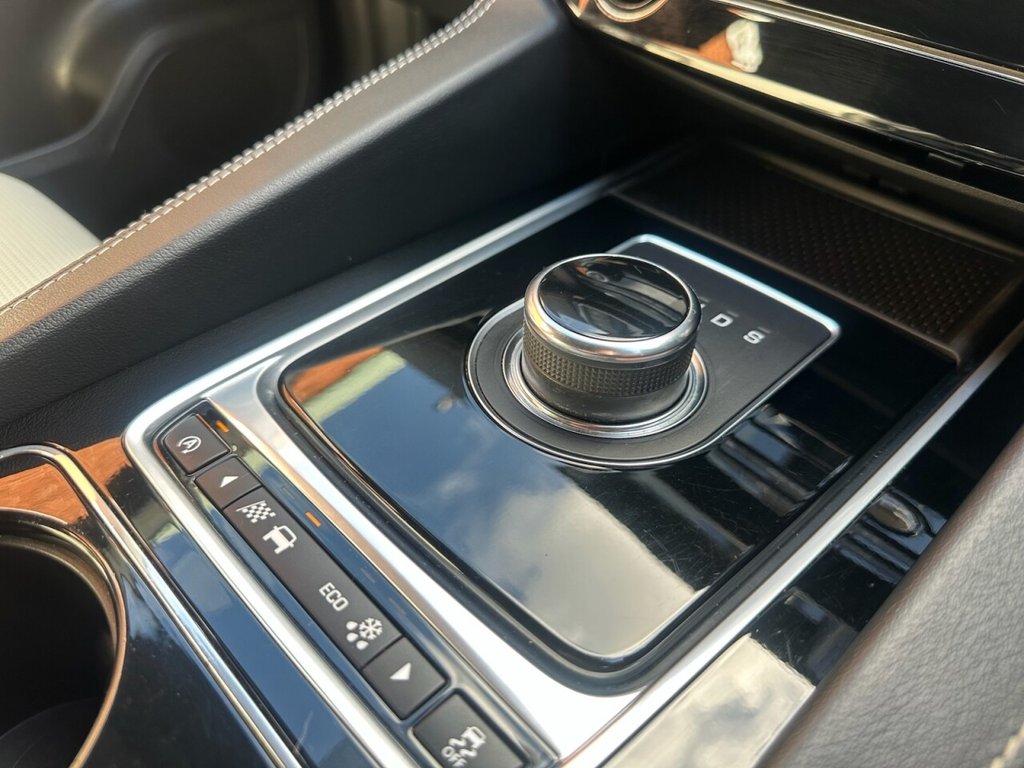 Used Jaguar F-Pace 2017 for sale - 76378480: Photo 30