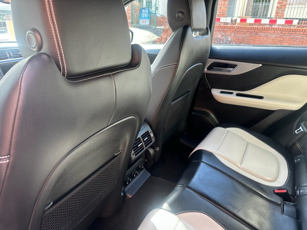 Used Jaguar F-Pace 2017 for sale - 76378480: Photo 6