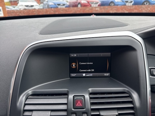 Used Volvo XC60 2015 for sale - 76313004: Photo 13