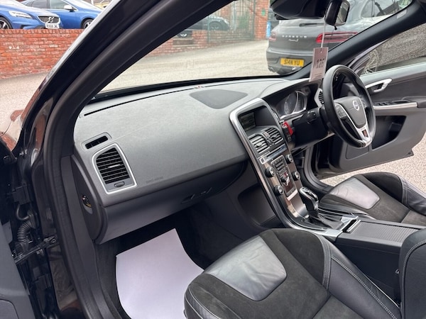 Used Volvo XC60 2015 for sale - 76313004: Photo 19