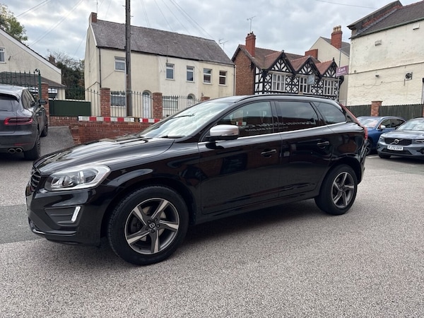 Used Volvo XC60 2015 for sale - 76313004: Photo 2
