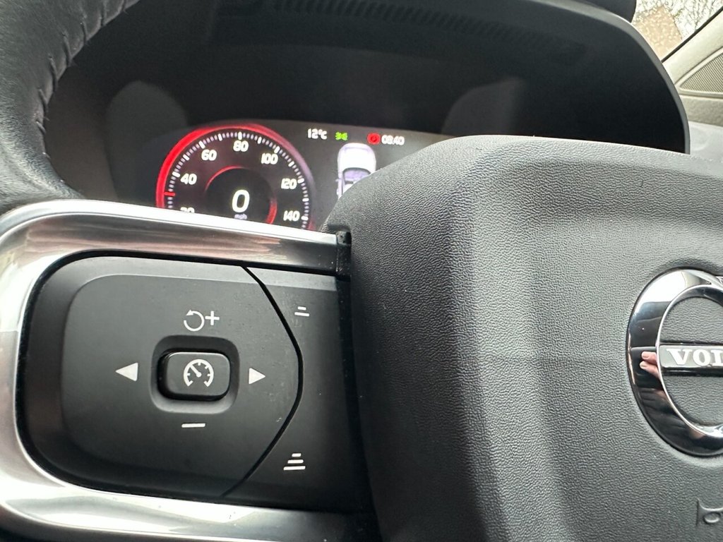 Used Volvo XC40 2020 for sale - 78096837: Photo 44