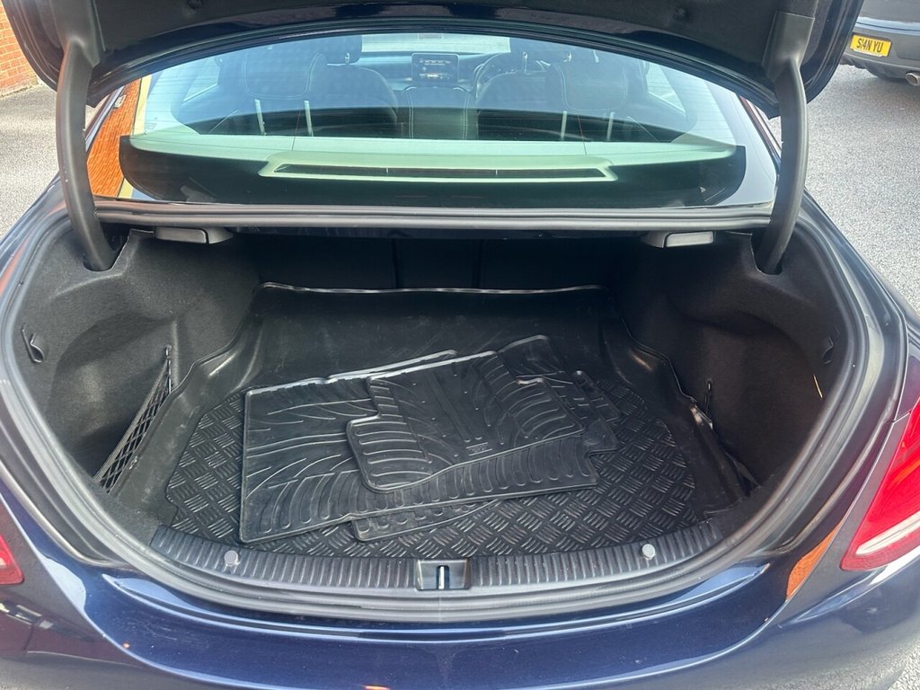 Used Mercedes-Benz C Class 2018 for sale - 77770994: Photo 19