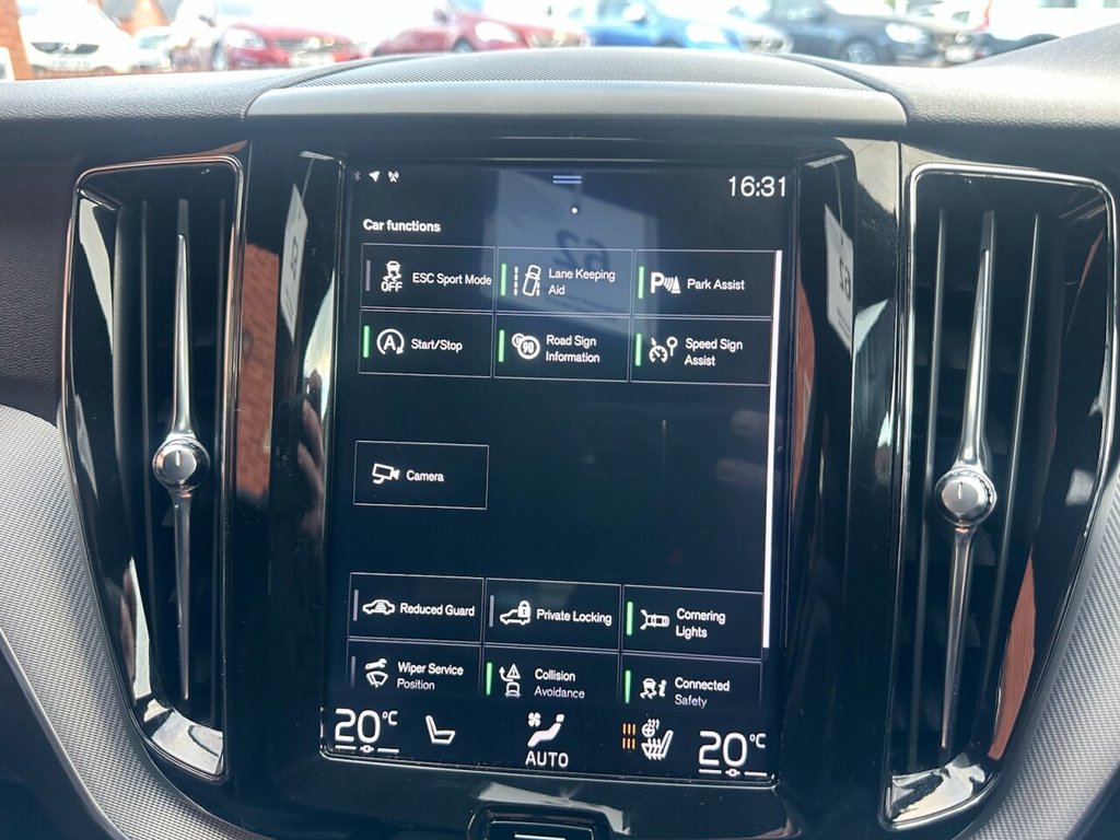 Used Volvo XC60 2018 for sale - 76496232: Photo 13