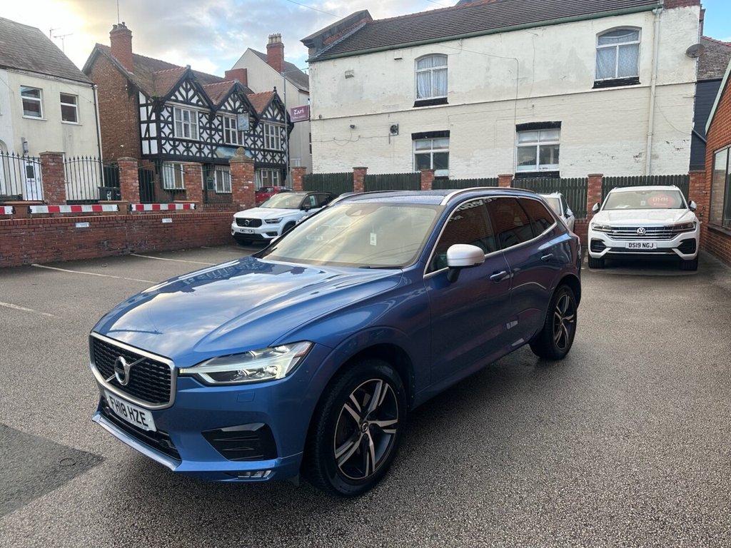 Used Volvo XC60 2018 for sale - 76496232: Photo 2