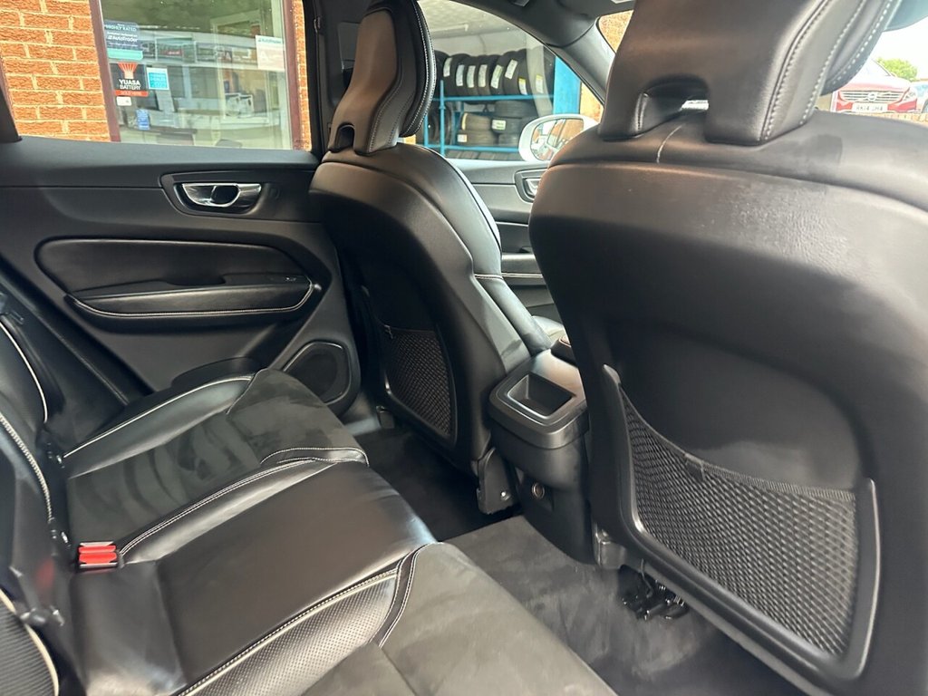 Used Volvo XC60 2018 for sale - 76496232: Photo 21