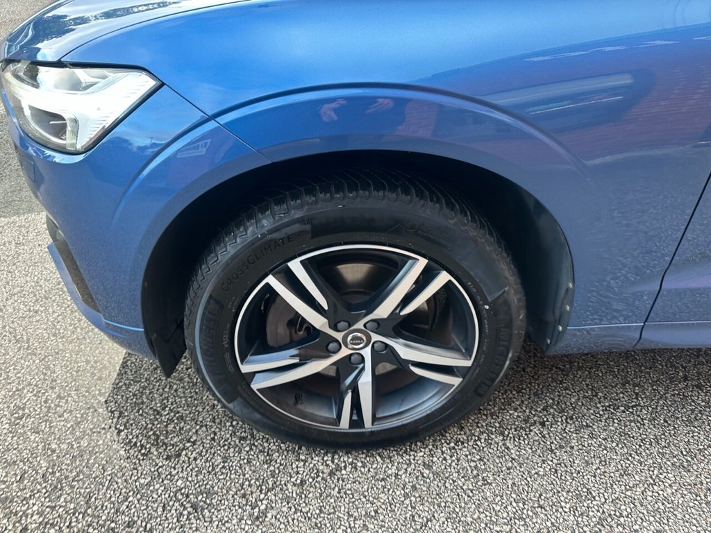 Used Volvo XC60 2018 for sale - 76496232: Photo 35