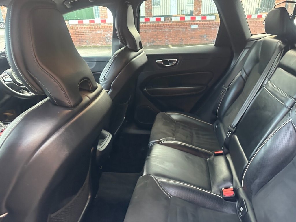 Used Volvo XC60 2018 for sale - 76496232: Photo 7