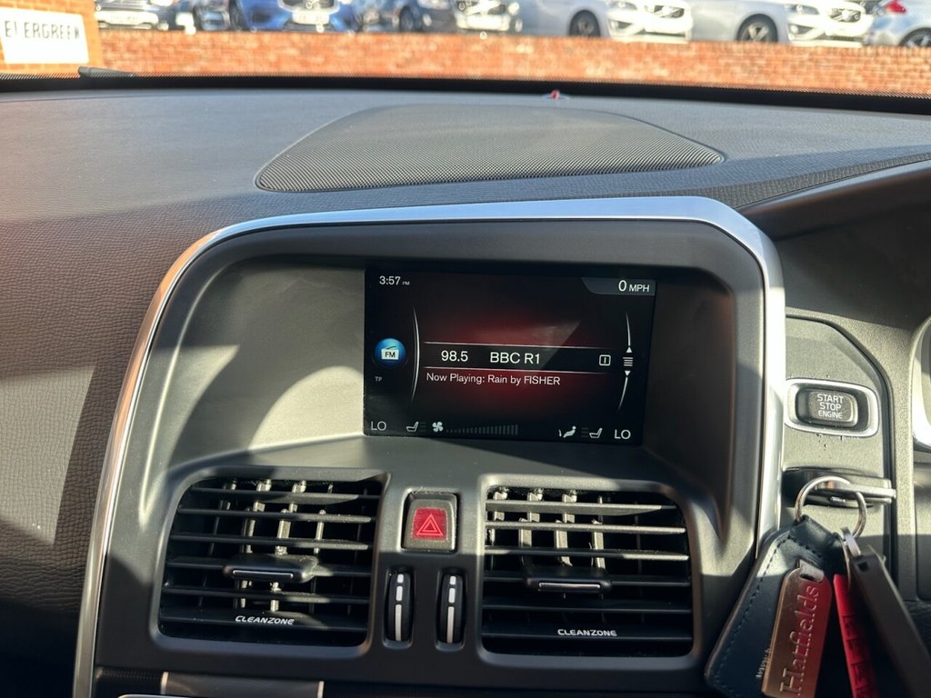 Used Volvo XC60 2016 for sale - 78059620: Photo 13